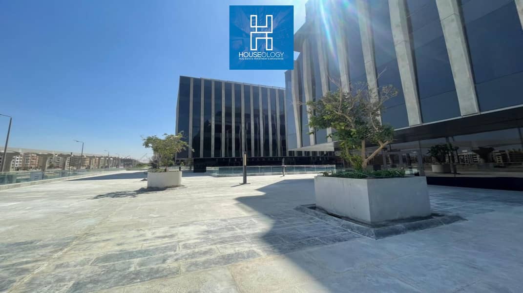 6 9fb851ca-52e9-45a0-8b74-1815cd9c8da8. jpg