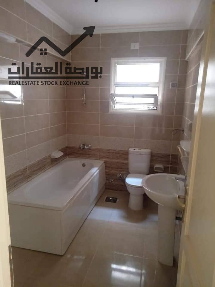 9 0aadccbe-56c4-4937-a9fa-9fbbba0ab1ea. jpg