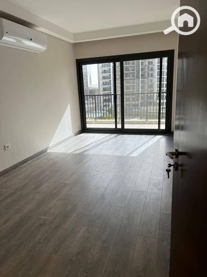 8 WhatsApp Image 2025-12-27 at 2.23. 13 PM (1). jpeg