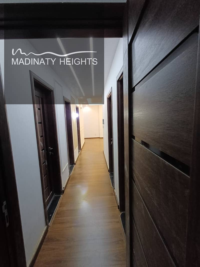 31 WhatsApp Image 2025-12-27 at 11.35. 52 AM235355. jpeg