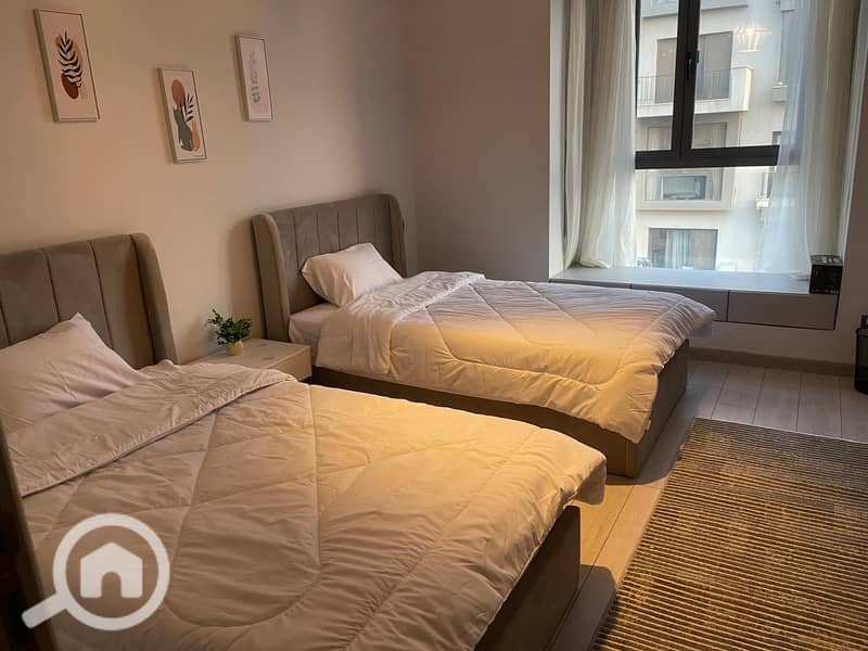 6 4fe325ba-998a-4fee-a3fb-75af50a1b2c0. jpeg