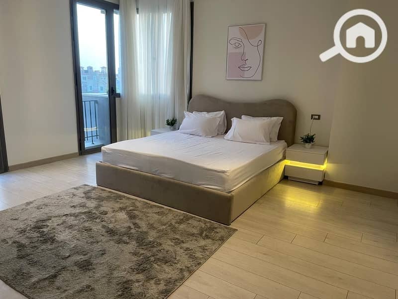 9 5667f393-9379-4acc-bbf9-4468a4267c30. jpeg