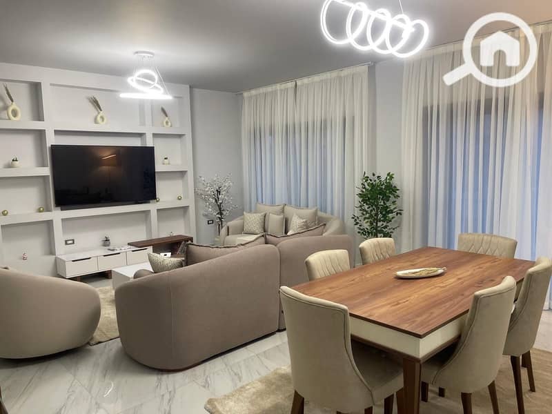 18 03a86df3-ce83-4bbf-a9c1-c275b19cae64. jpeg