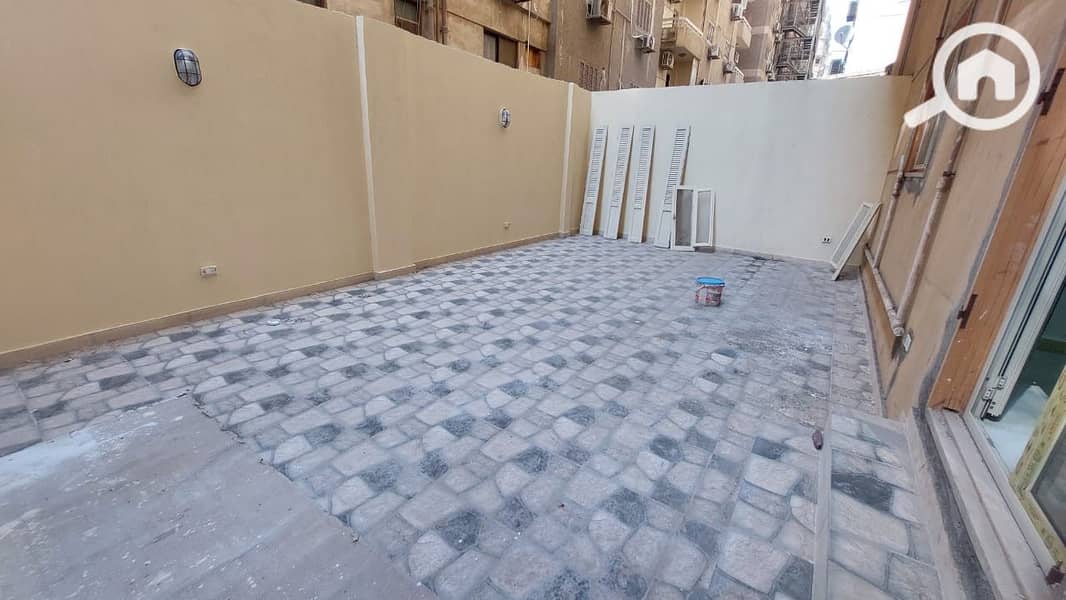 2 5890e82c-6690-4fb7-9402-4229b180fd13. jpeg