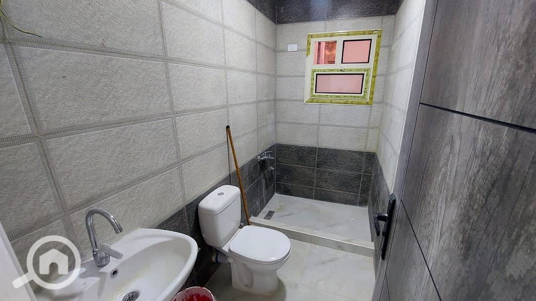 4 030fe127-249e-43ec-bd00-0ccb548361e0. jpeg