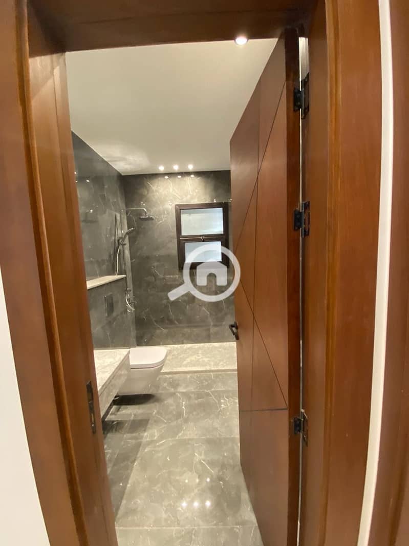 7 deed7934-834a-42be-80b2-9cd8f91afe3b. jpeg