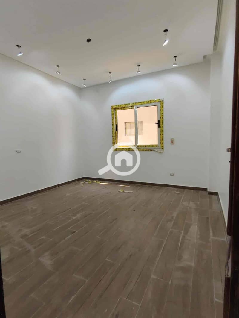 5 1cf50ae2-fac4-44cd-9c41-eaef408f5a47. jpg