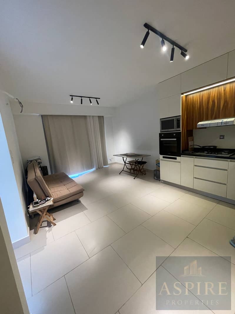 4 WhatsApp Image 2025-11-27 at 18.25. 08_59e856fa. jpg