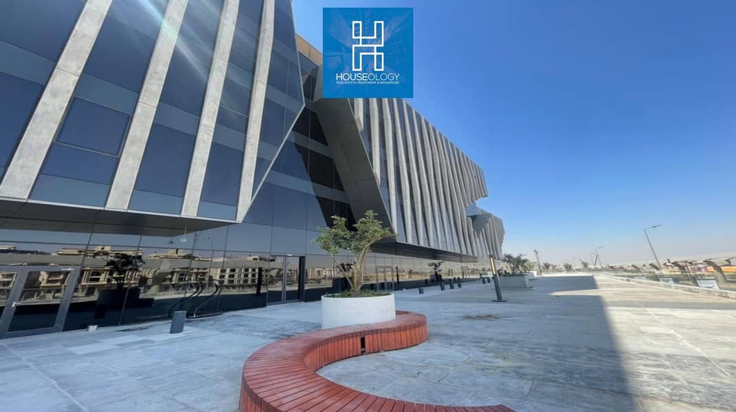 7 eade7b4a-1fa4-46ea-95e5-8c934ba5c16d. jpg