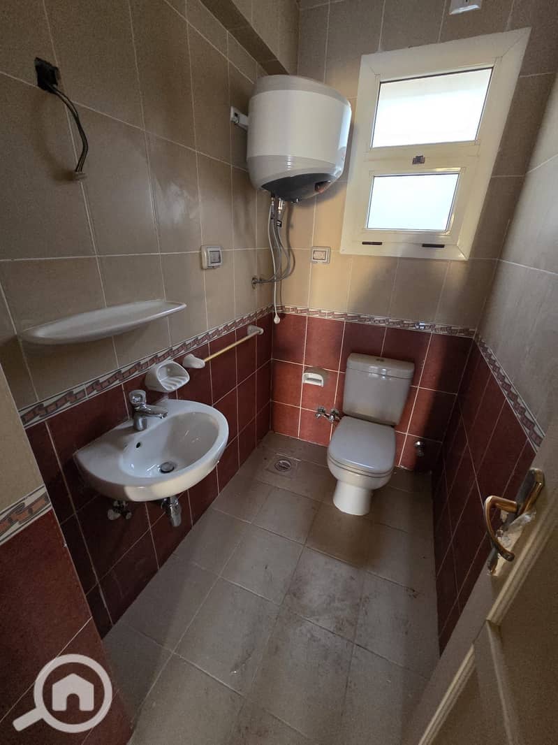 5 WhatsApp Image 2025-12-27 at 11.29. 01 AM. jpeg