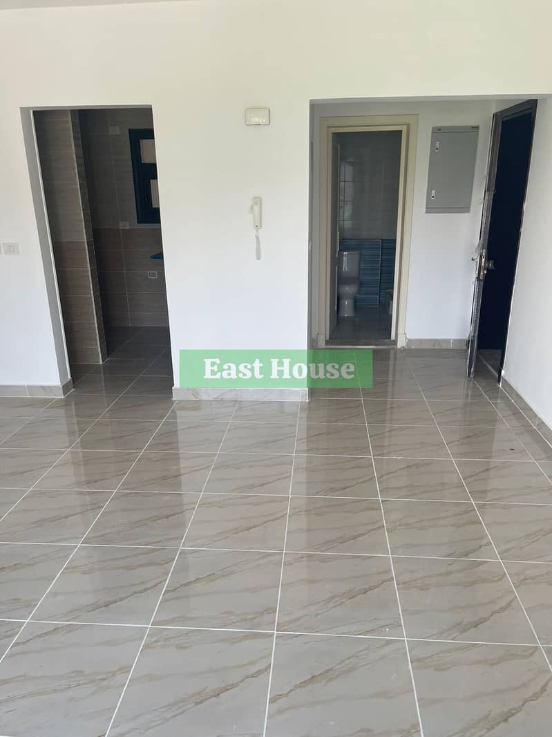 8 ffcba594-05b7-4d8c-9dc0-7b6cd5e0d959. jpg