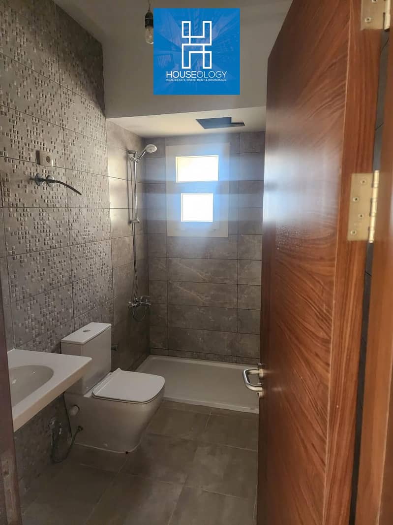 8 WhatsApp Image 2025-12-25 at 16.19. 46. jpeg