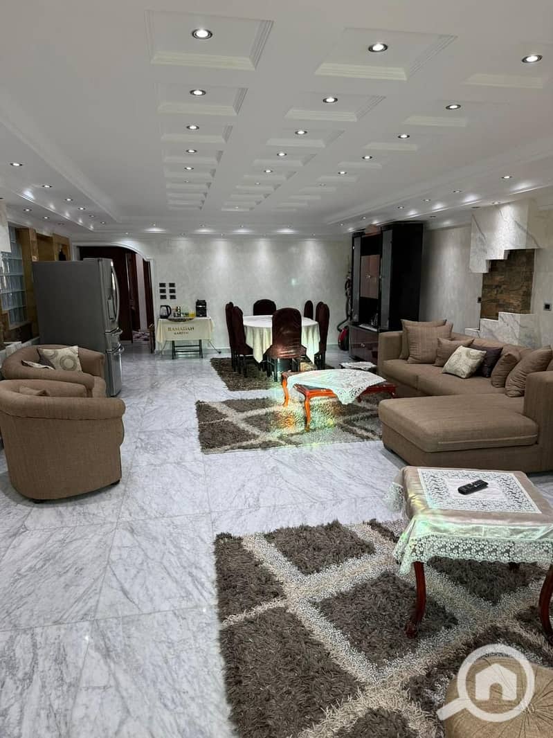 2 d0c06562-12ee-43eb-bd61-41514e8c6212. jpg