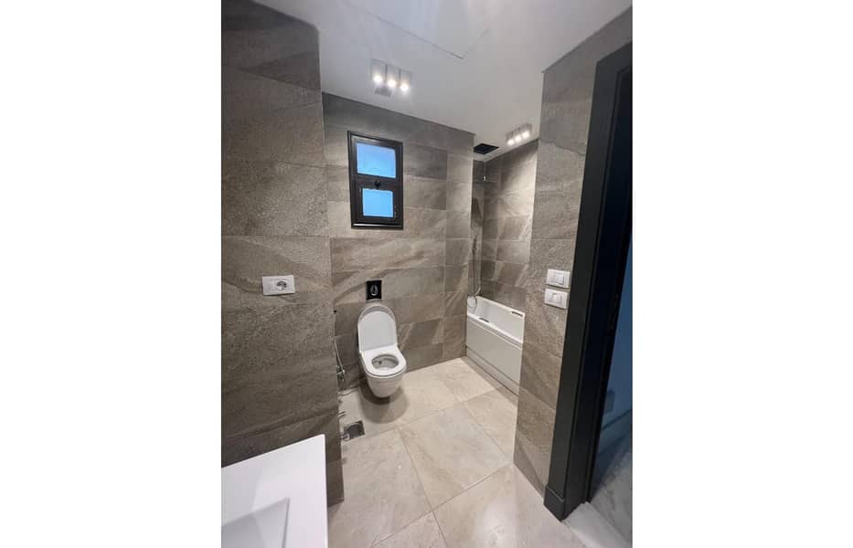 9 WhatsApp Image 2025-09-25 at 4.21. 58 PM (4). jpg