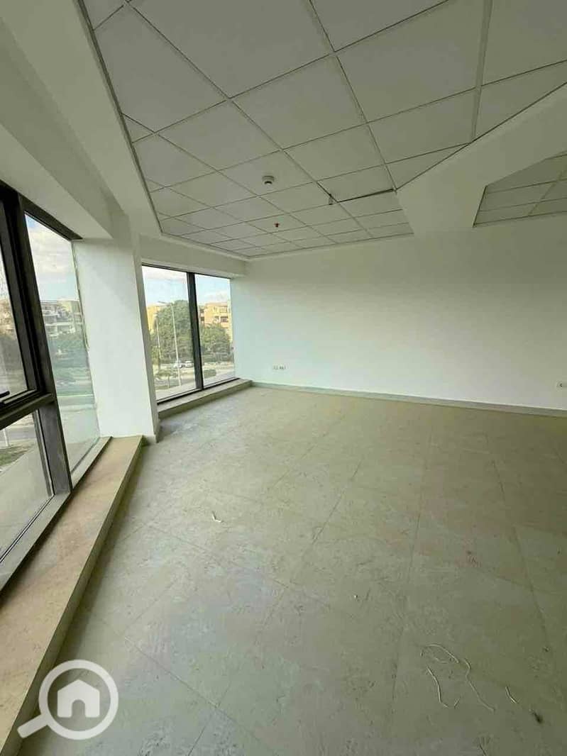 11 82ba1142-5d13-4d13-b6b3-c5718dbfa6bb. jpg