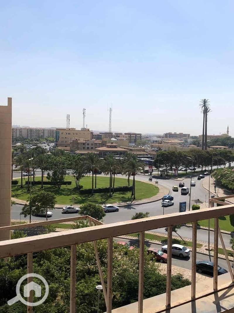 3 b49e2ad9-f7ff-429a-8d55-a2851ba9383c. jpg