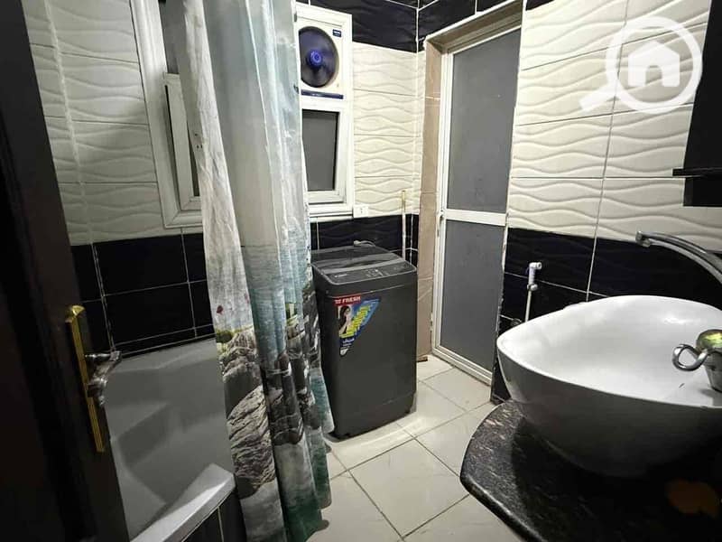 6 9793e9e4-3c87-4390-bf7e-b0270194c3aa. jpg