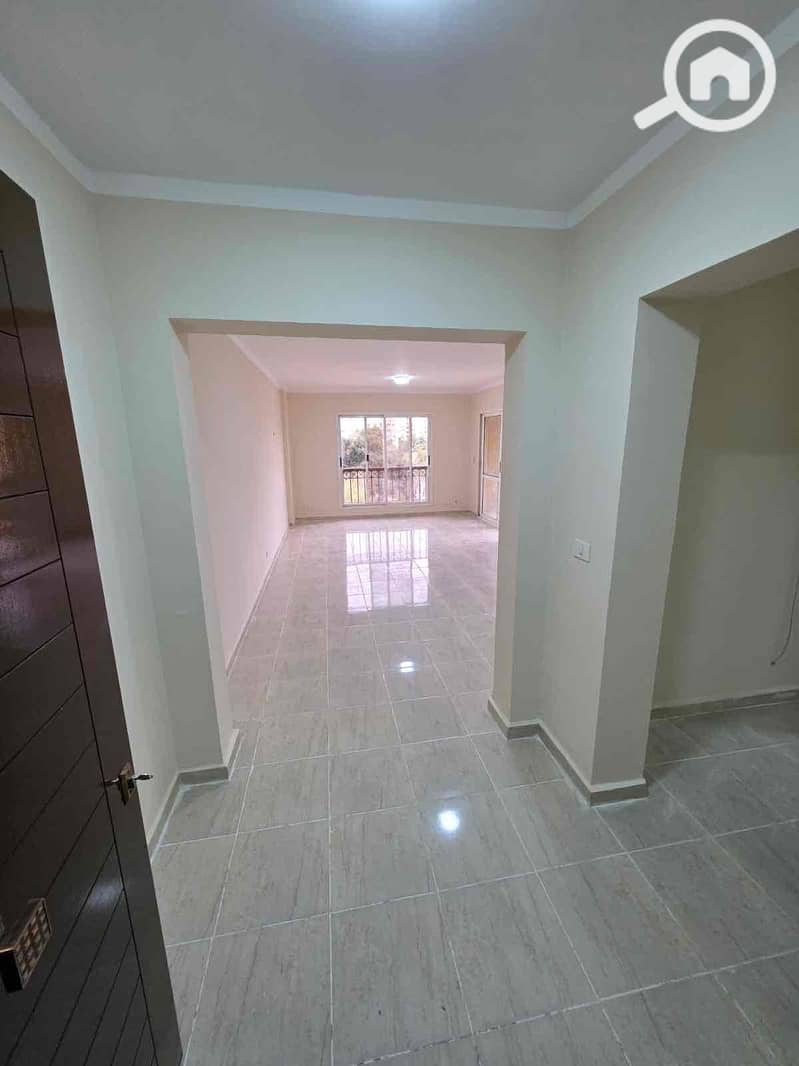 2 76334bb3-eb92-45d1-97fa-a103b687ca98. jpg