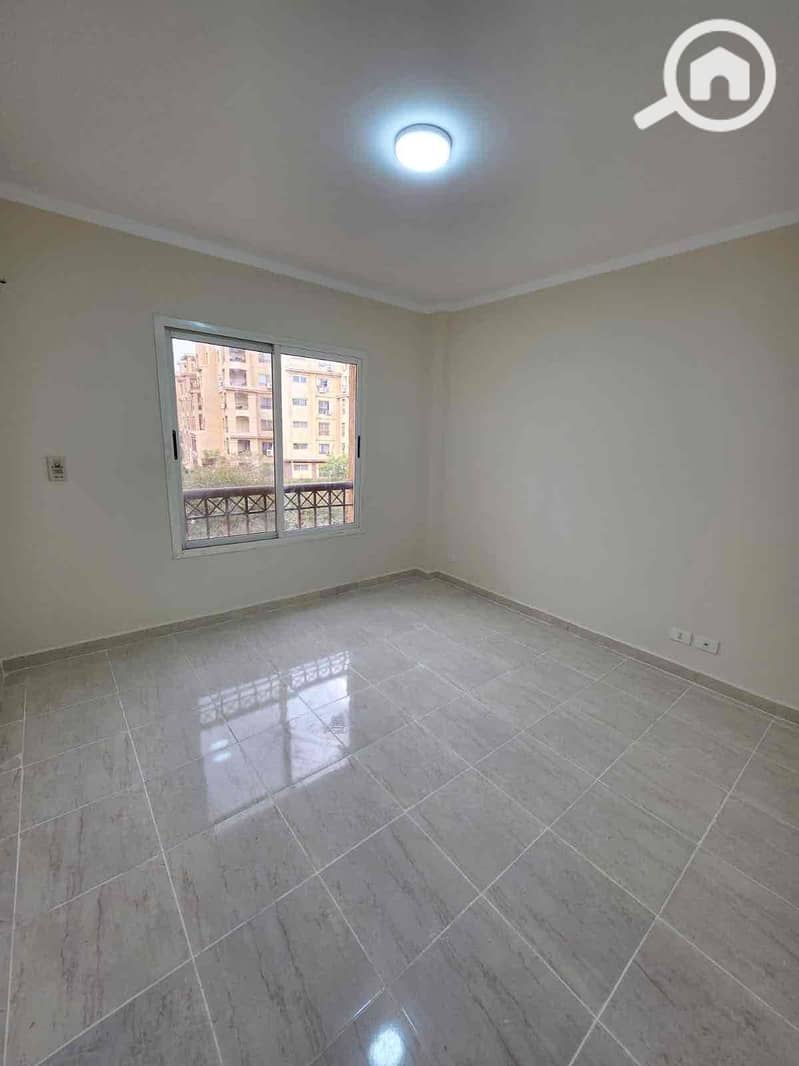 12 c876508d-e0e0-40c3-a00f-06beaa6daf1c. jpg