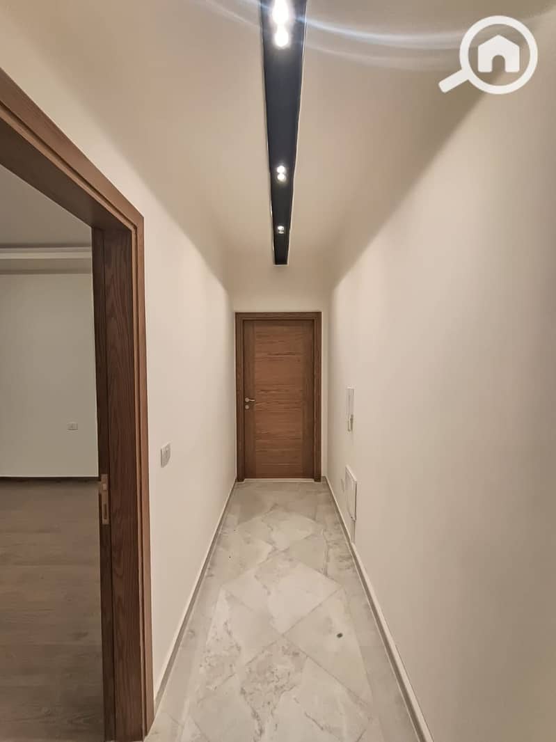 2 WhatsApp Image 2025-12-27 at 3.56. 56 PM (3). jpeg