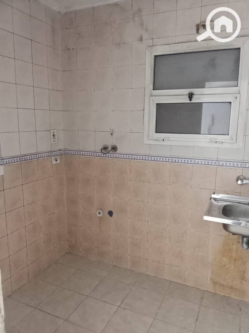 6 99d1d94d-1ecd-4bce-9d53-acacaa3269ab. jpg