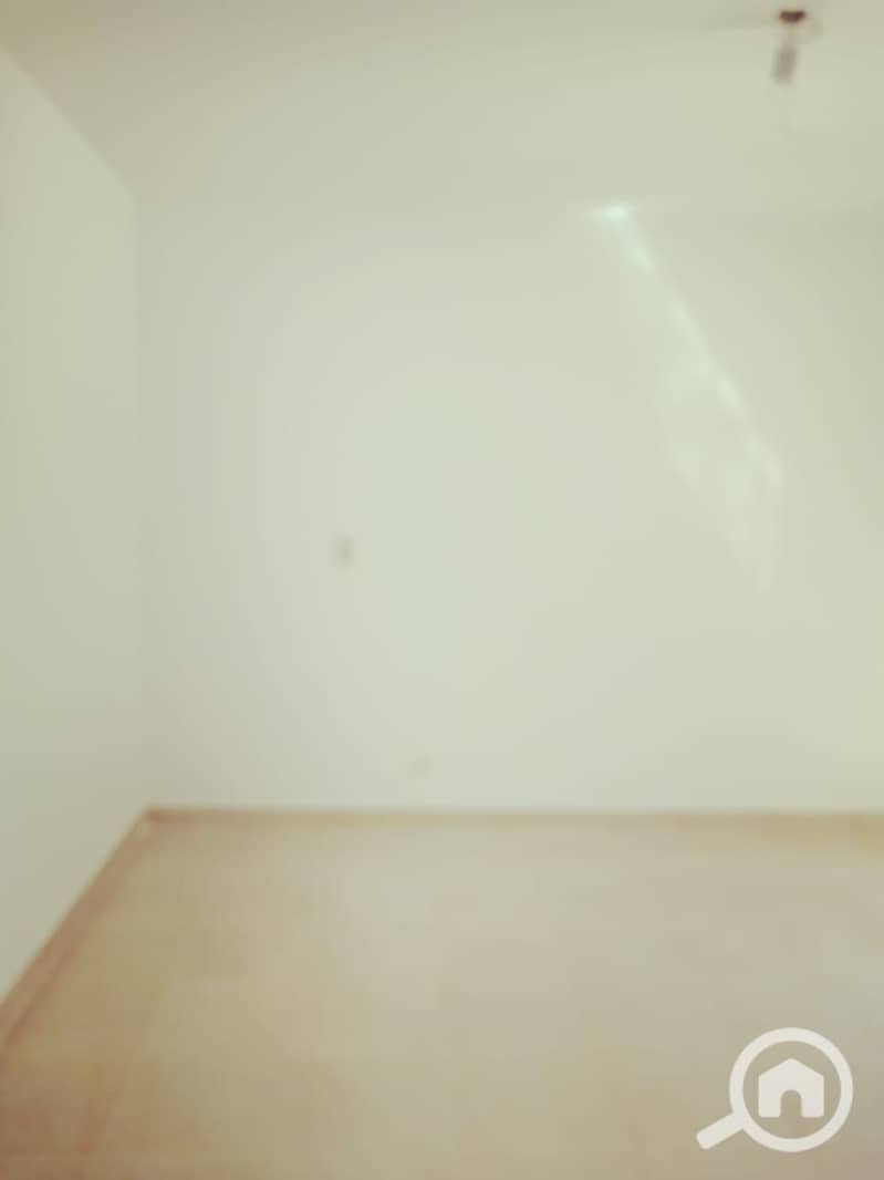 9 237ae39c-4b18-46e6-acdd-af33bea81777. jpg