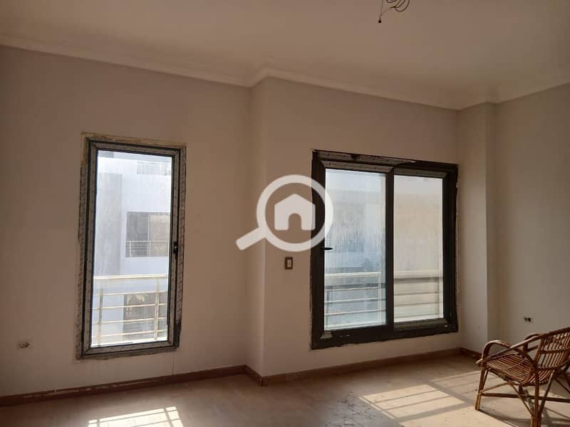 8 WhatsApp Image 2025-12-14 at 13.01. 02_f3048227. jpg