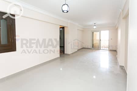 شقة 2 غرفة نوم للبيع في سموحة، الإسكندرية - 1. jpg