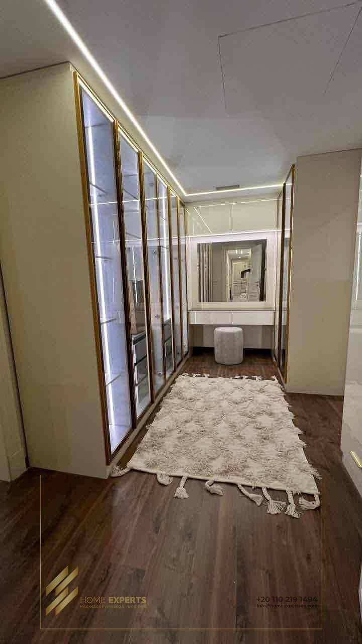 8 6a5dd993-6186-4dd6-9a0f-c945f446dc47. jpg