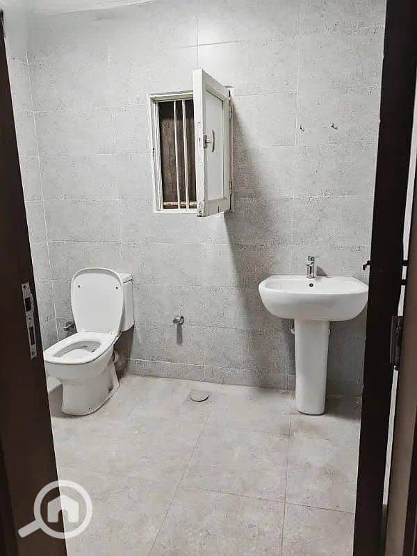 5 WhatsApp Image 2025-11-25 at 6.57. 51 PM (3). jpeg