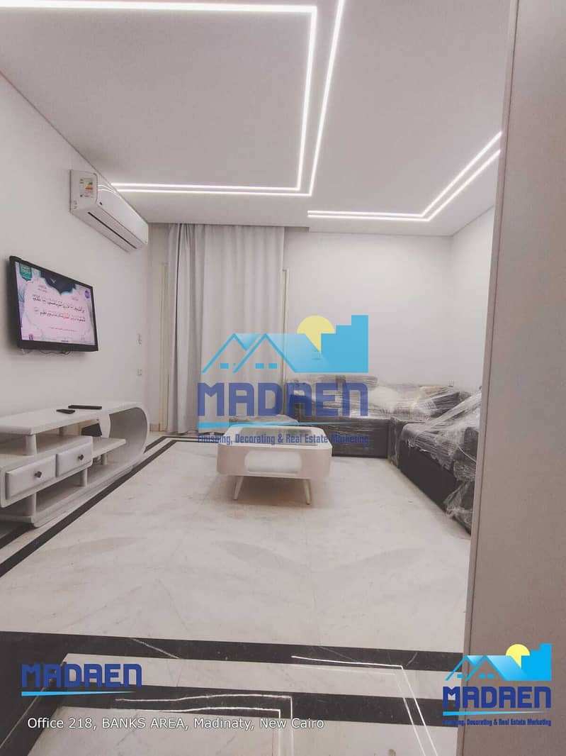 8 215f6dfa-534d-46d5-9510-199a1cac0cb2. jpg