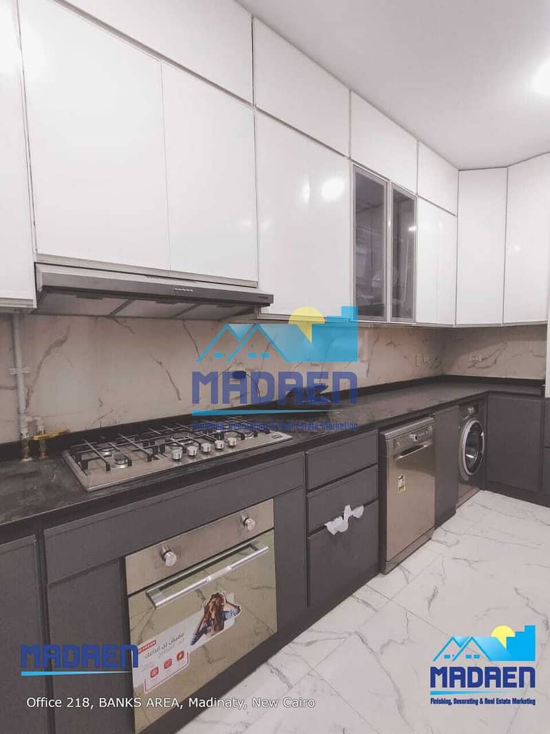 16 b2778fc3-0fe3-44e7-8286-53a9b15fbff2. jpg