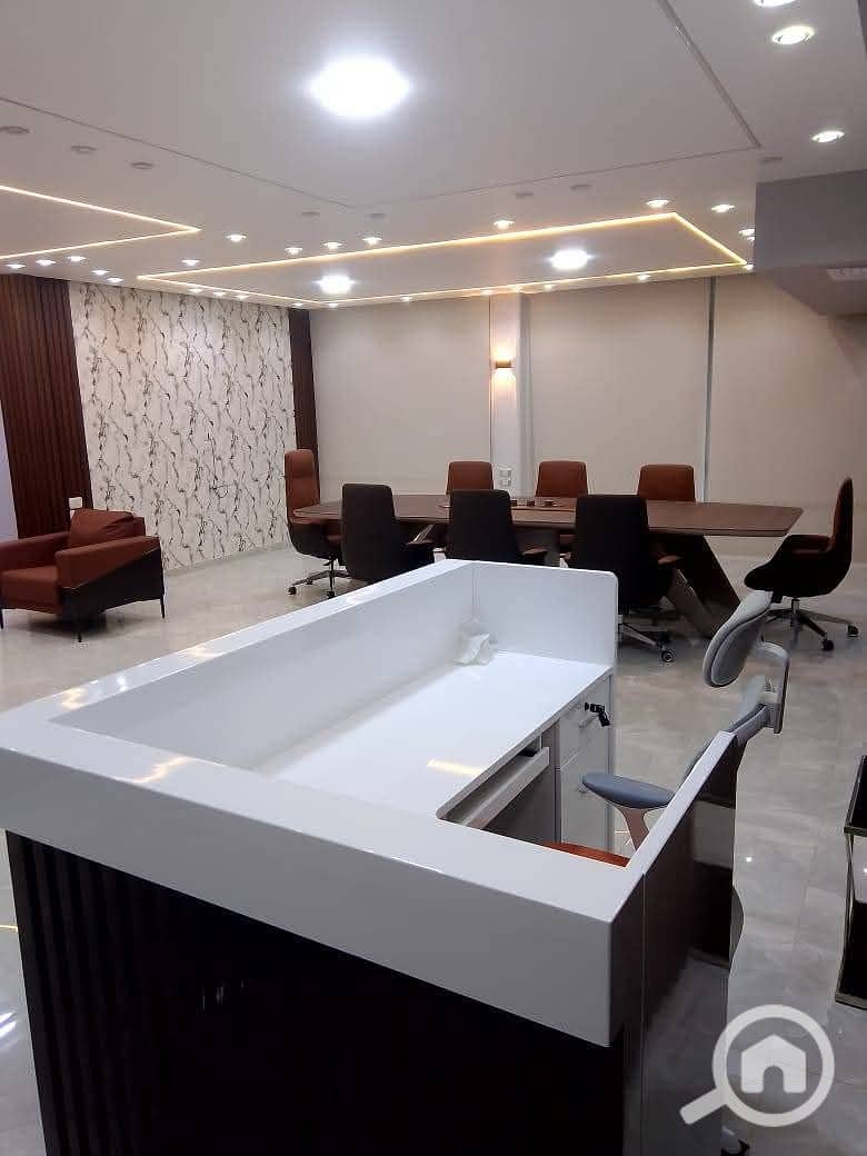 7 WhatsApp Image 2025-12-25 at 10.58. 27 PM. jpeg