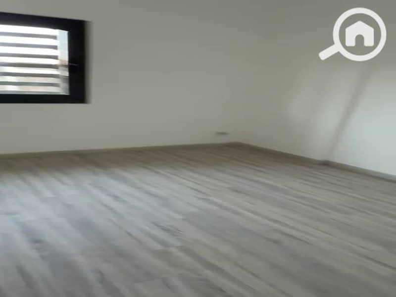 8 vlcsnap-2025-12-27-16h21m08s641. png