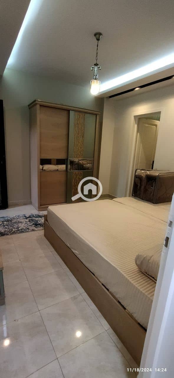 6 52423a29-e716-450f-9c99-8b21ea3a8e8b. jpeg