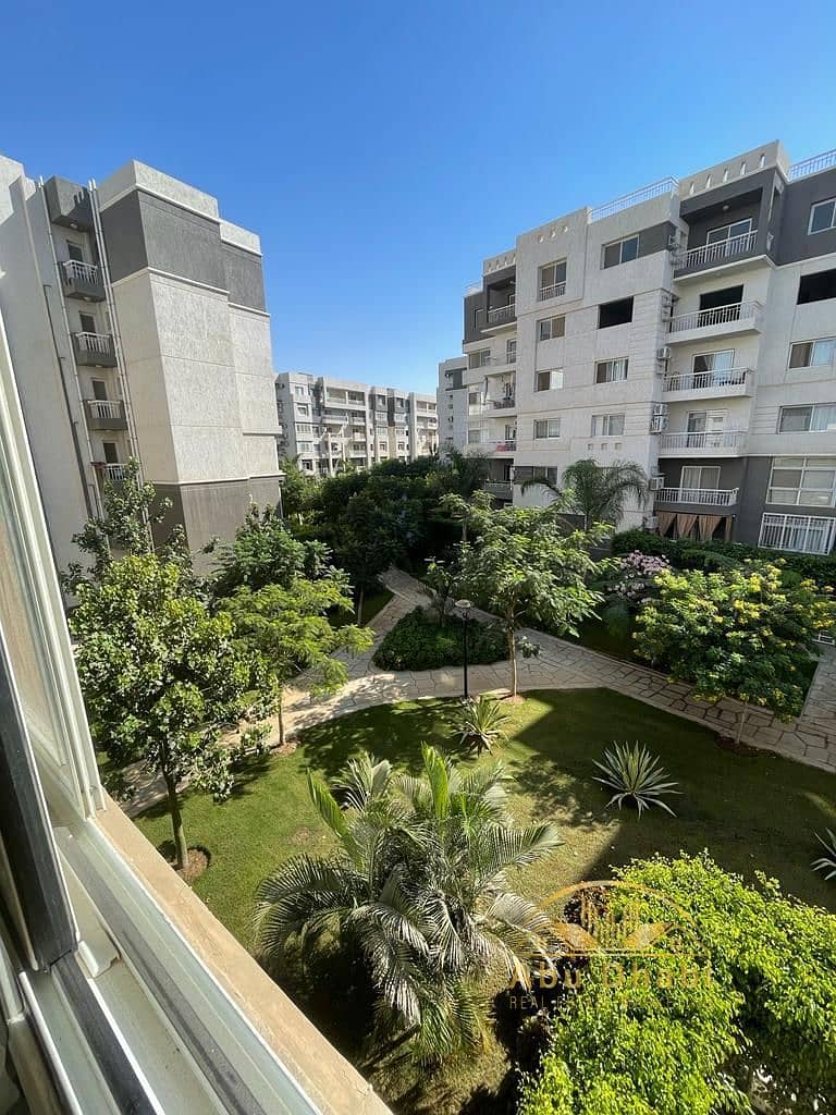 6 6d87e39c-eb43-4978-a358-cb34ad28e3f0. jpg