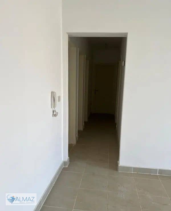 4 WhatsApp Image 2025-12-27 at 3.24. 23 PM (2). jpeg