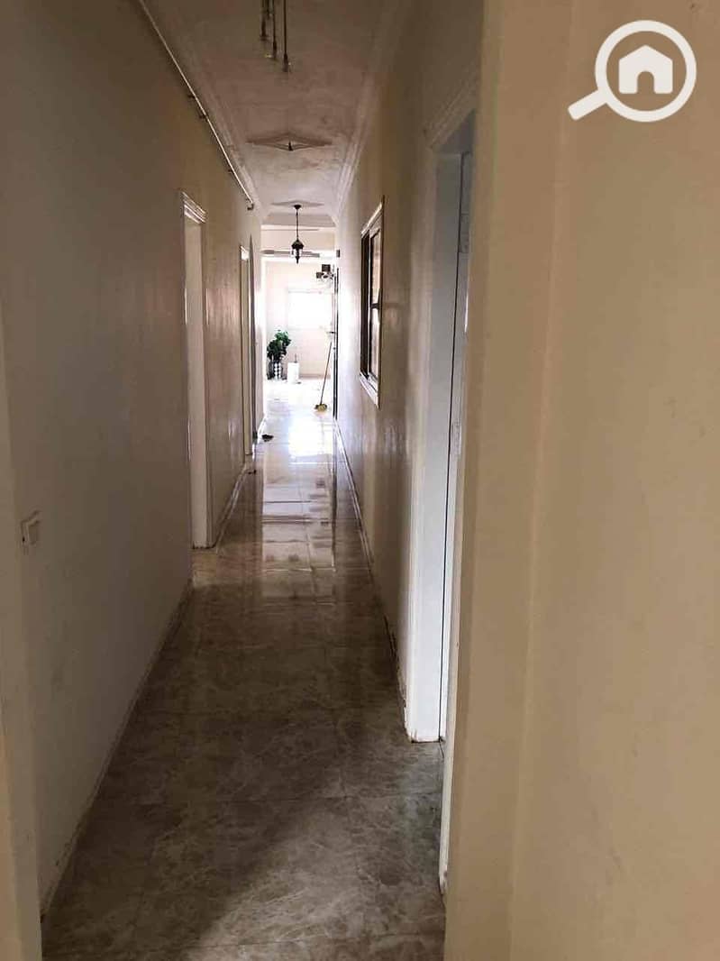 14 4a66f4c4-f07c-45a1-8414-3adcff3fc155. jpg