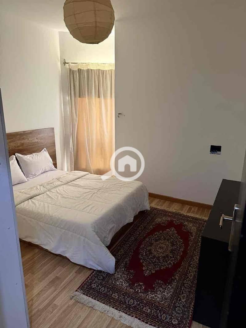 2 fb960e77-fbdd-4752-9f4b-926136c57663. jpg