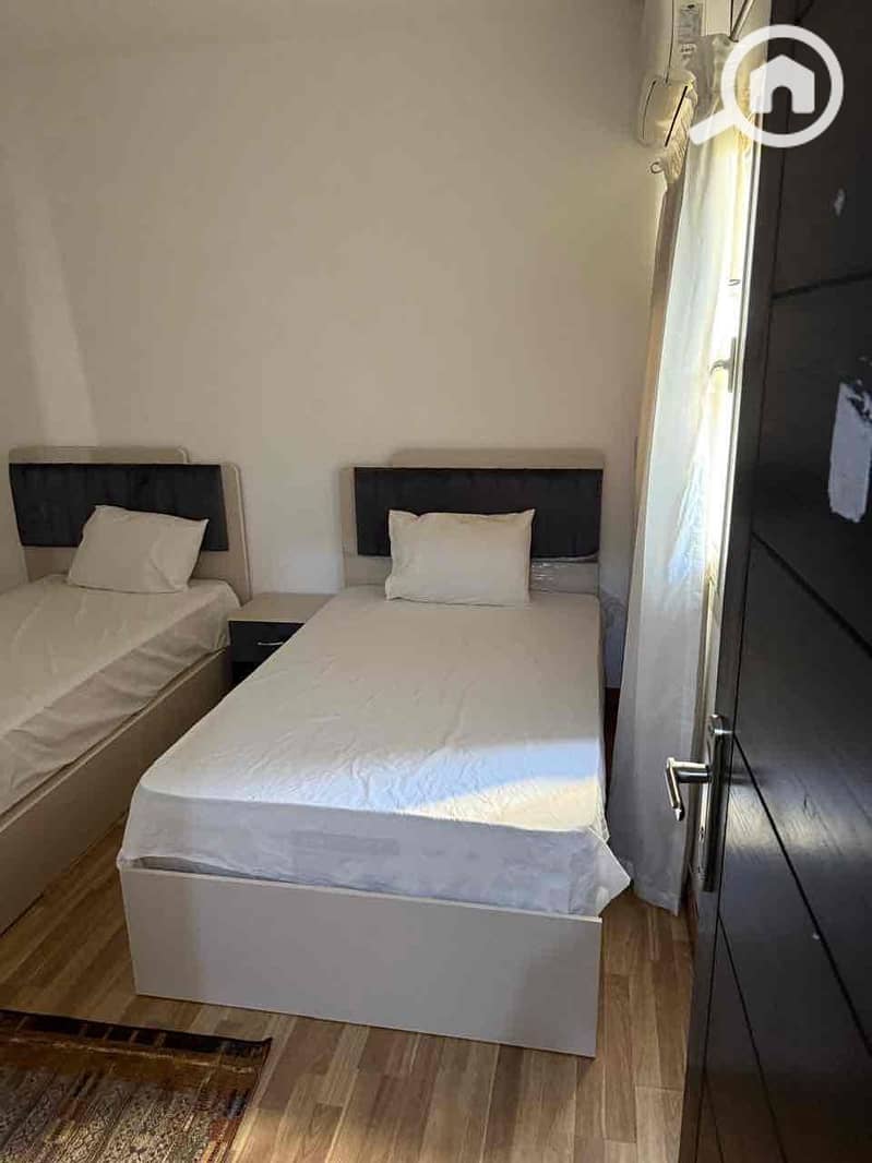 3 304ef90d-3f78-4c8e-b633-fd58889b0f4a. jpg