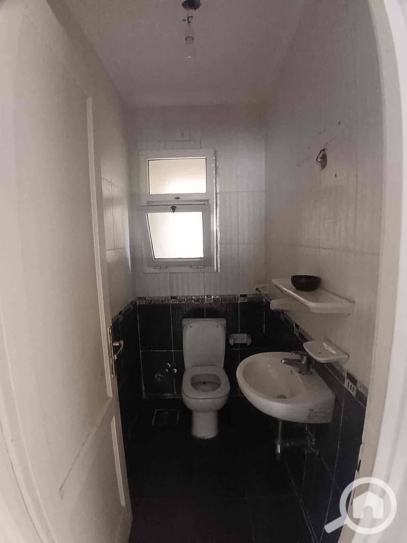 4 1f7aa72c-4f94-46bd-98b6-2323b6d8e6f6. jpg