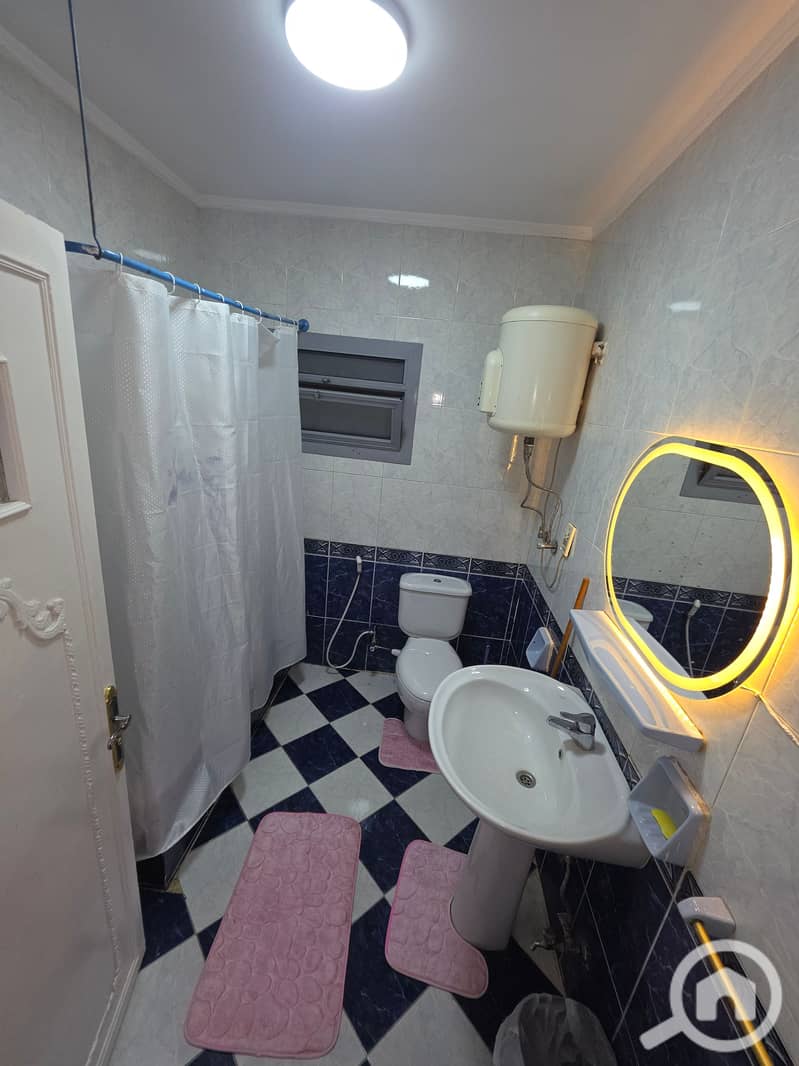 17 20250905_193121. jpg