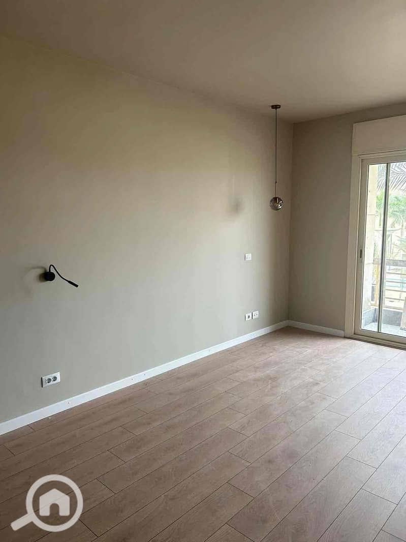 13 a7a90b1d-4200-415d-81b6-6e608d461516. jpg