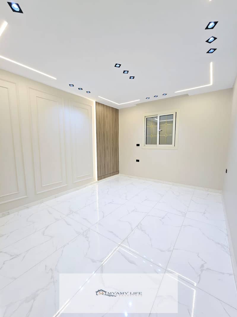 10 WhatsApp Image 2025-12-26 at 10.21. 15 PM (1). jpeg