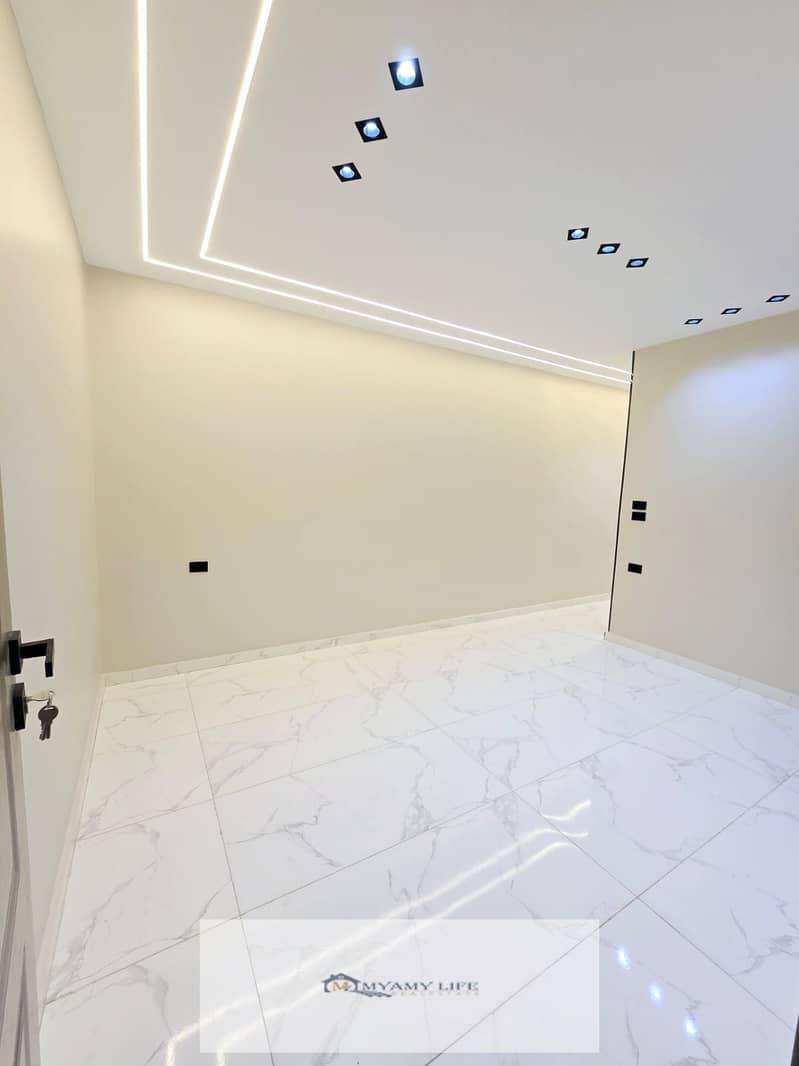 11 WhatsApp Image 2025-12-26 at 10.21. 15 PM (2). jpeg