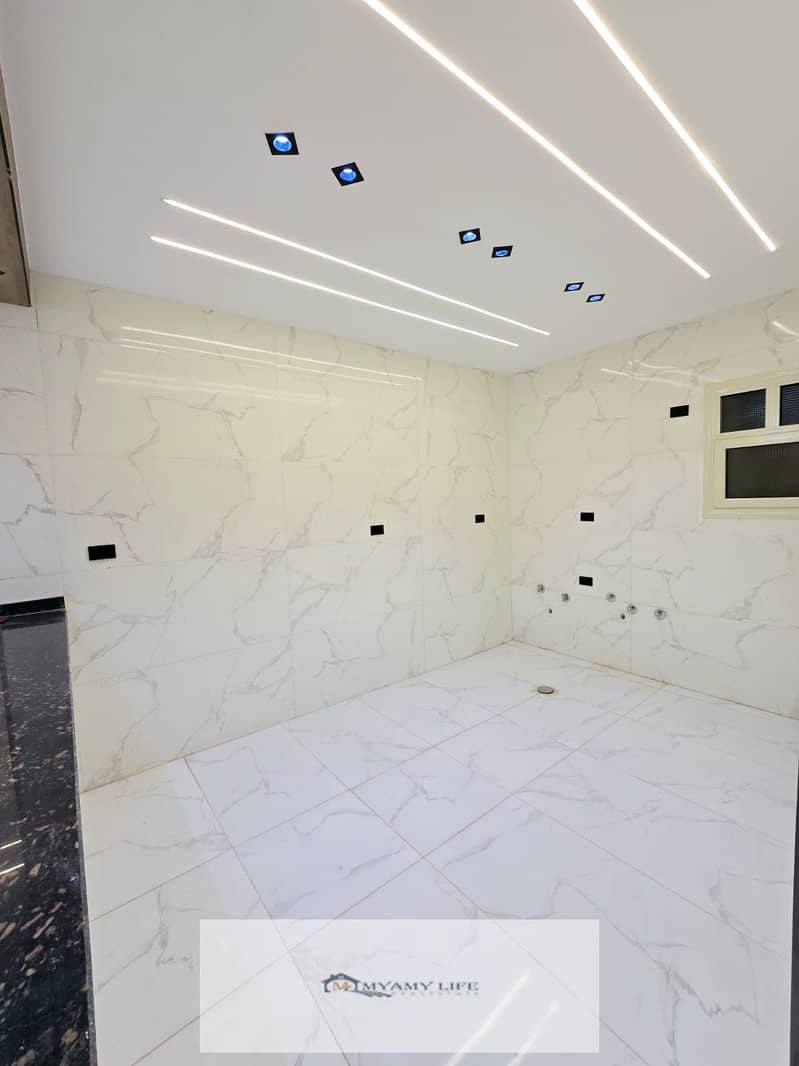 18 WhatsApp Image 2025-12-26 at 10.21. 18 PM (2). jpeg