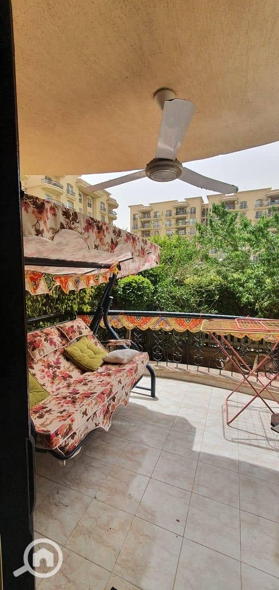 4 b074133c-5c51-4228-8b79-5de3dda60d2b. jpeg