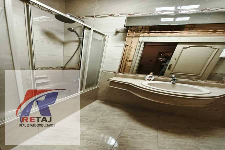 12 e23cc119-4484-4bb0-8d22-b899fa2737ce. jpg