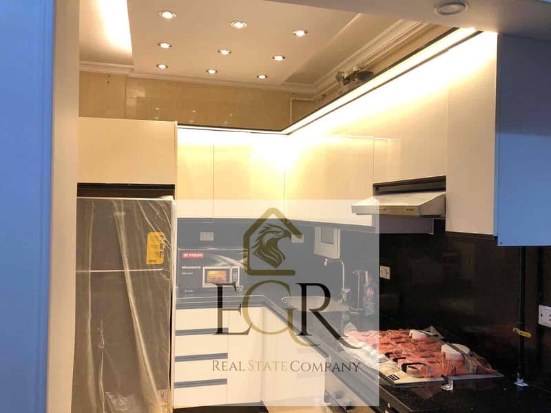 9 033d336b-bf5c-41fc-9171-bd45e44fe6b4. jpg