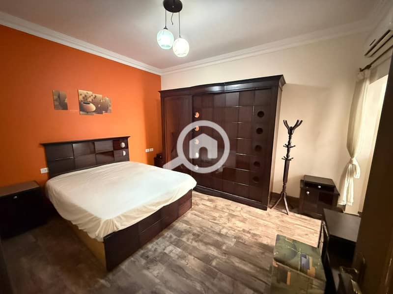 7 8a8b8fc2-b001-4f9a-8570-530c9890c6d8. jpg